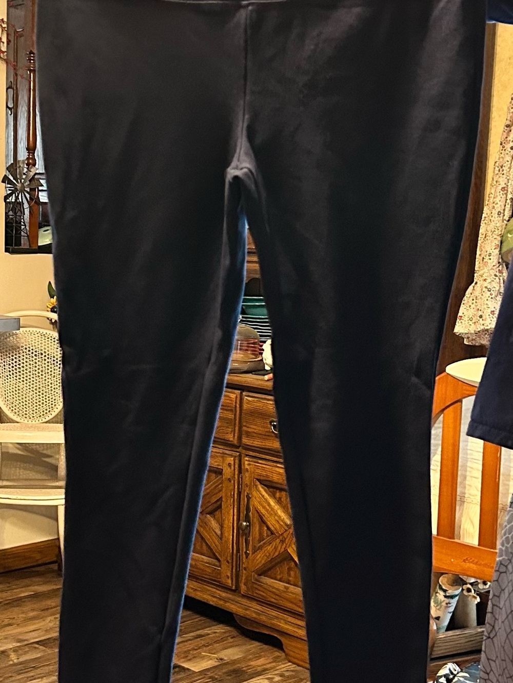 Liz Claiborne Black Studio Leggings